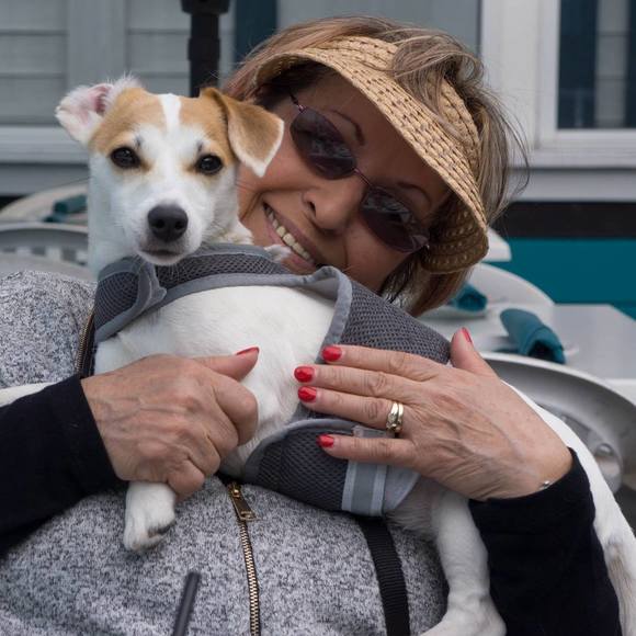 Meet your Posher, Loretta - Picture 1 of 1